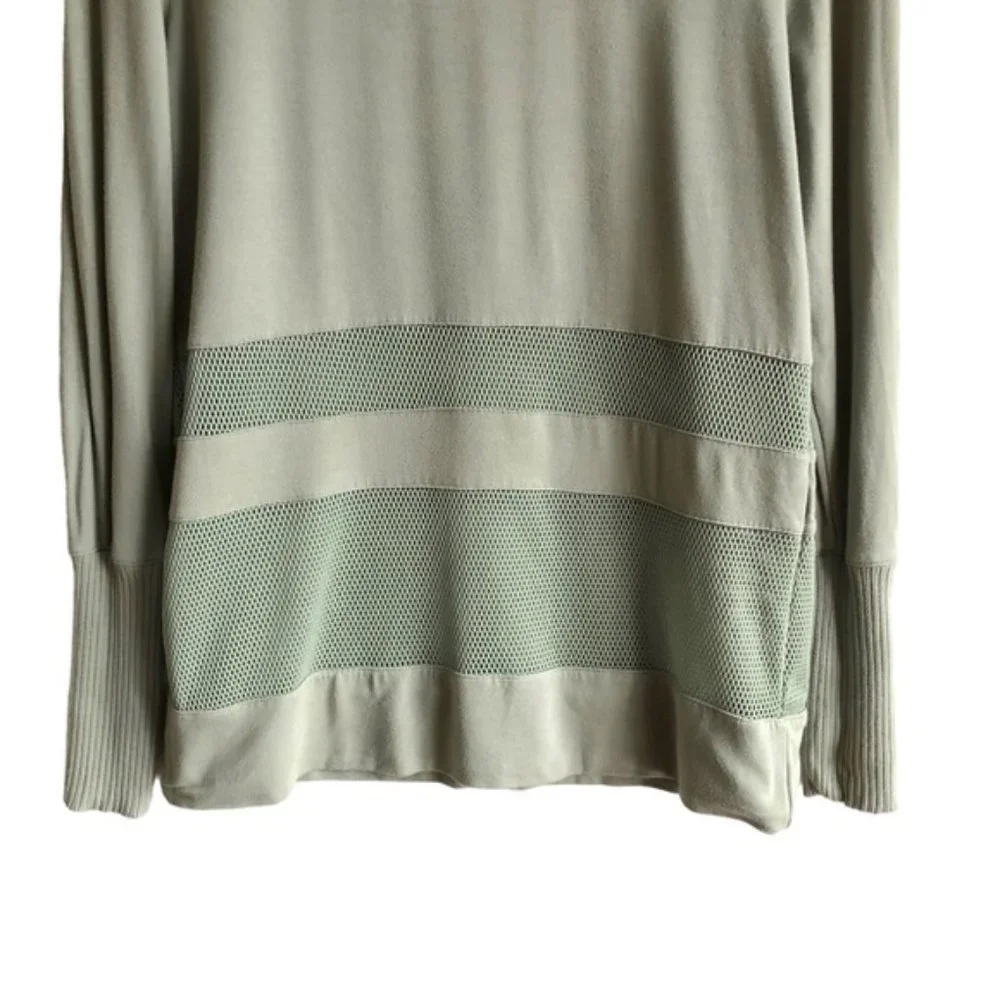 Alo Yoga Plank Long Sleeve Tee Medium Green Net Blocked - Picture 4 of 8